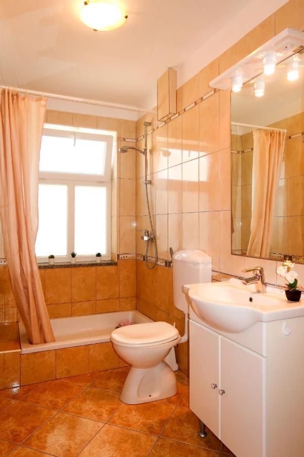 Apartment Marija - Vrb100 By Interhome Vrbnik  Esterno foto